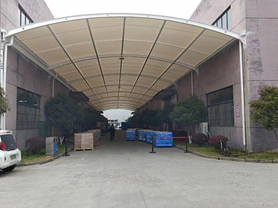 膜结构厂房隔断搭建，钢架构厂房隔断搭建